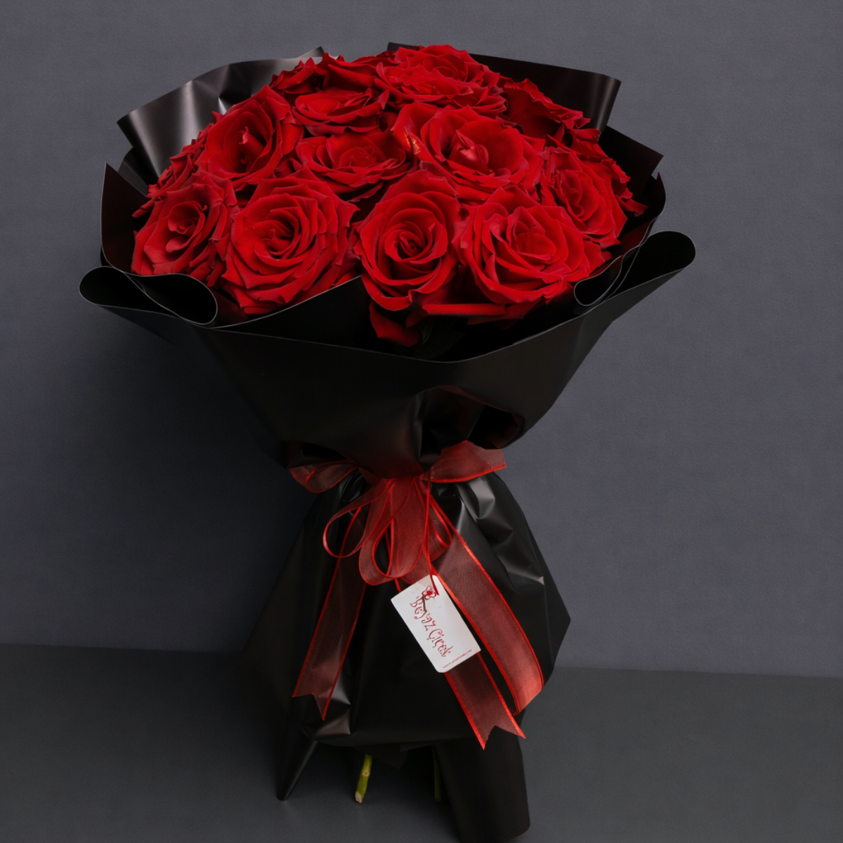 19 Adet Kırmızı Gül Buketi